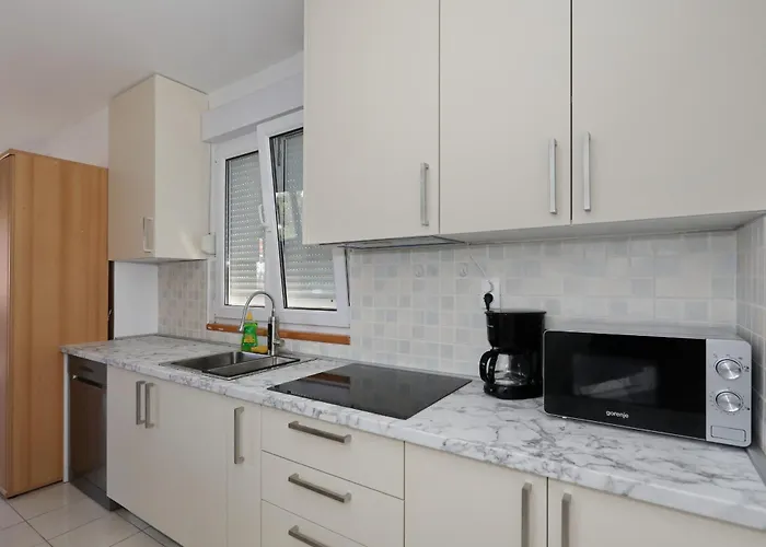 Gumbek11, Two Story, Two-bedroom By The Sea Апартаменты *