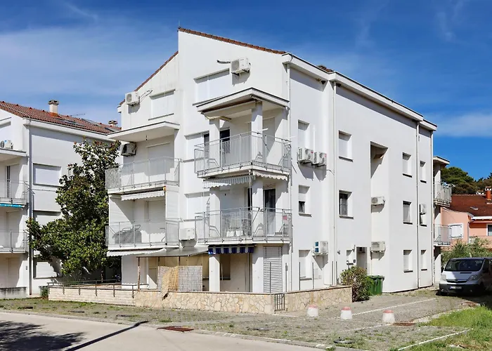 Gumbek11, Two Story, Two-bedroom By The Sea Апартаменты *
