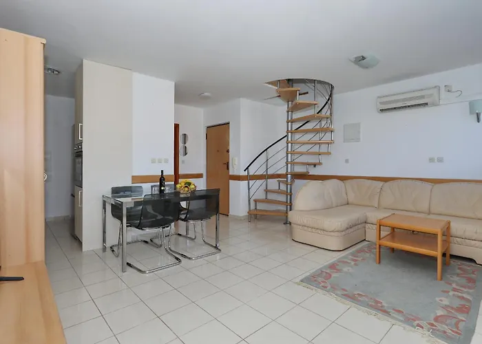 Апартаменты Gumbek11, Two Story, Two-bedroom By The Sea *